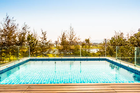 Cost of Glass Pool Fence Repair in Glenview, IL